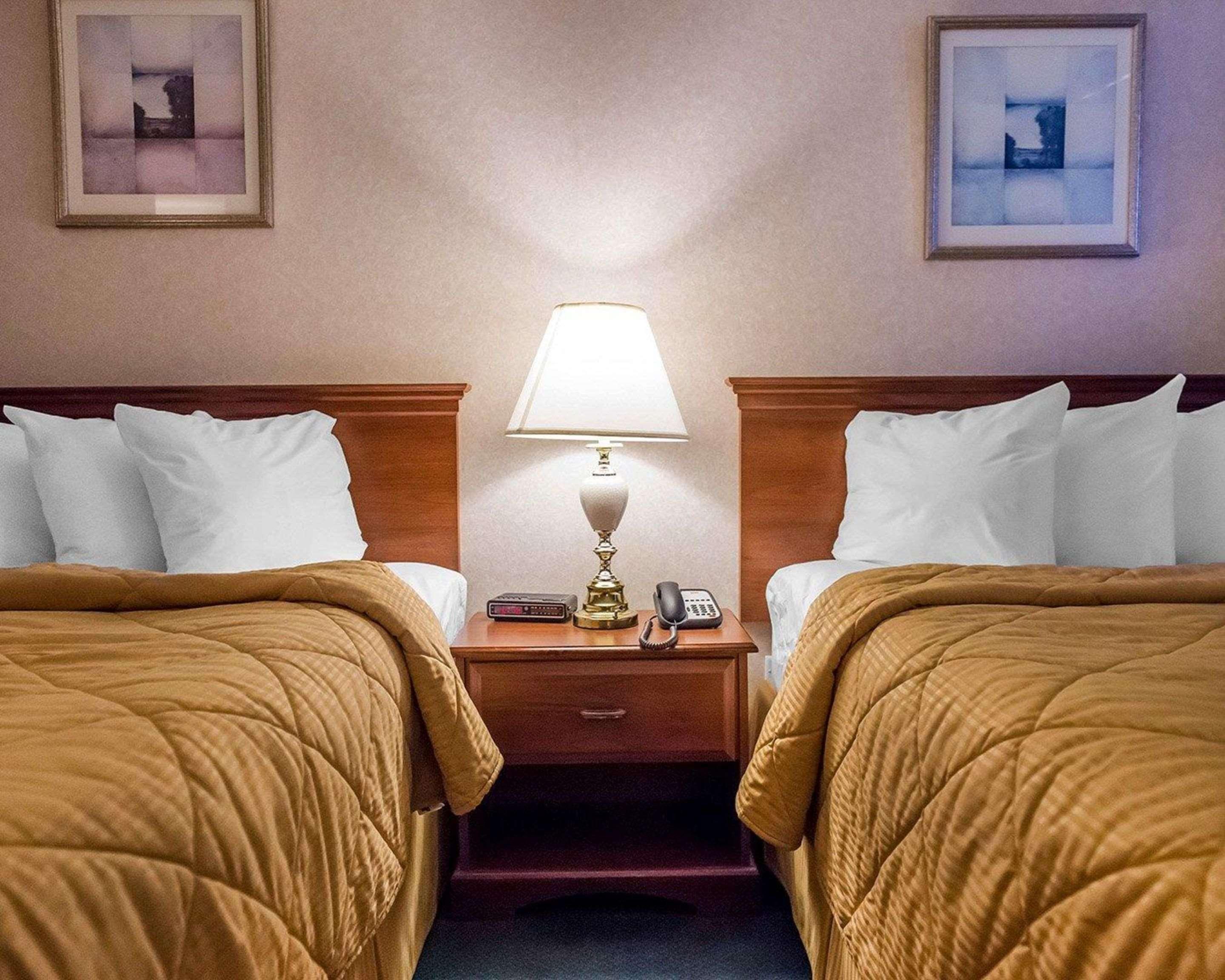 Econo Lodge Smiths Falls Exteriér fotografie