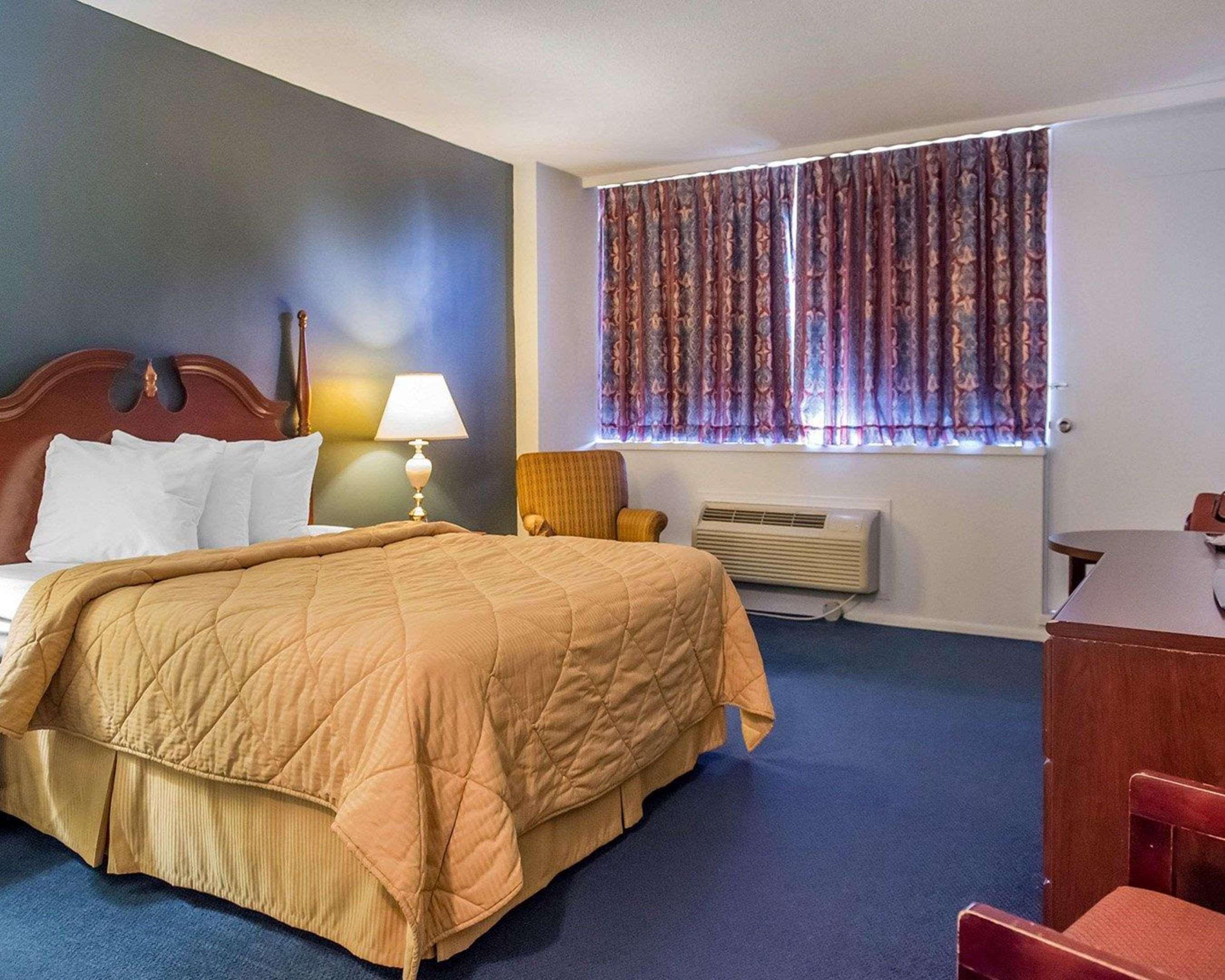 Econo Lodge Smiths Falls Exteriér fotografie