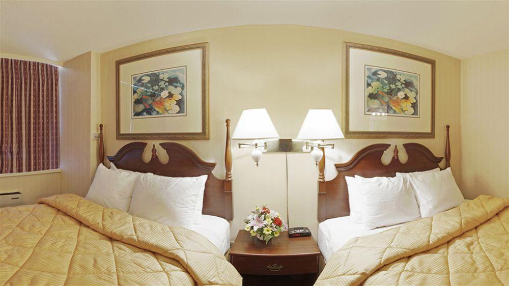 Econo Lodge Smiths Falls Exteriér fotografie