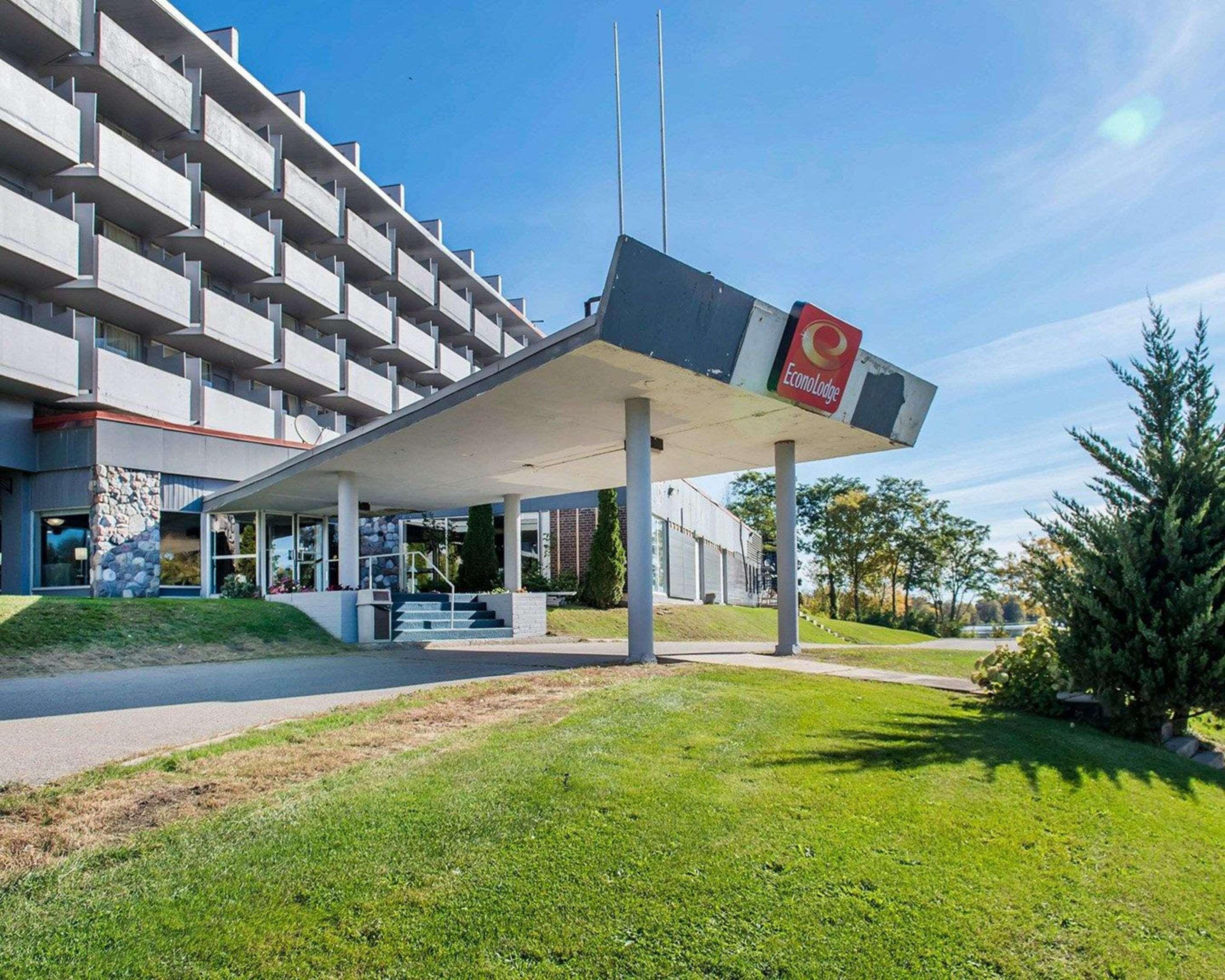 Econo Lodge Smiths Falls Exteriér fotografie