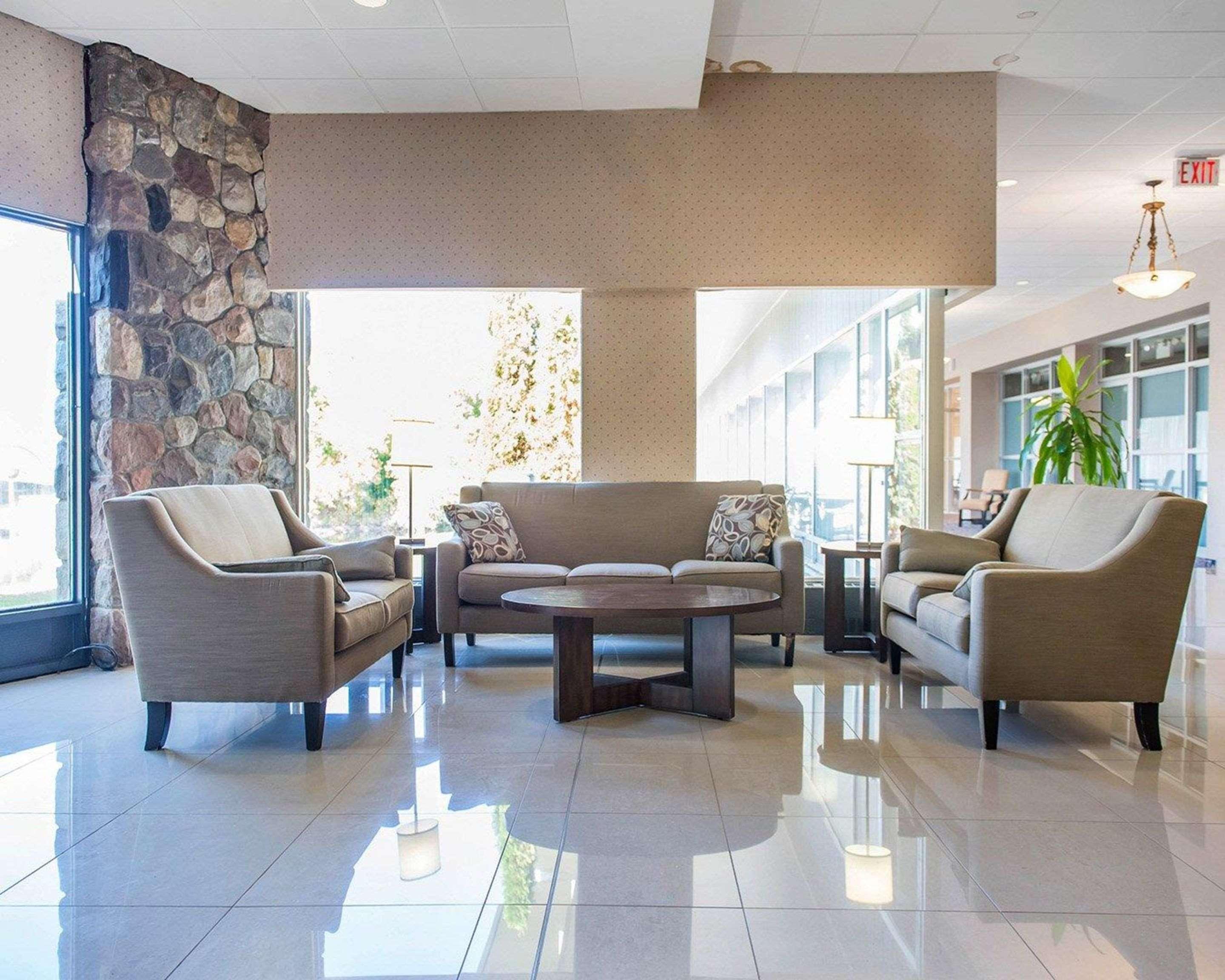 Econo Lodge Smiths Falls Exteriér fotografie