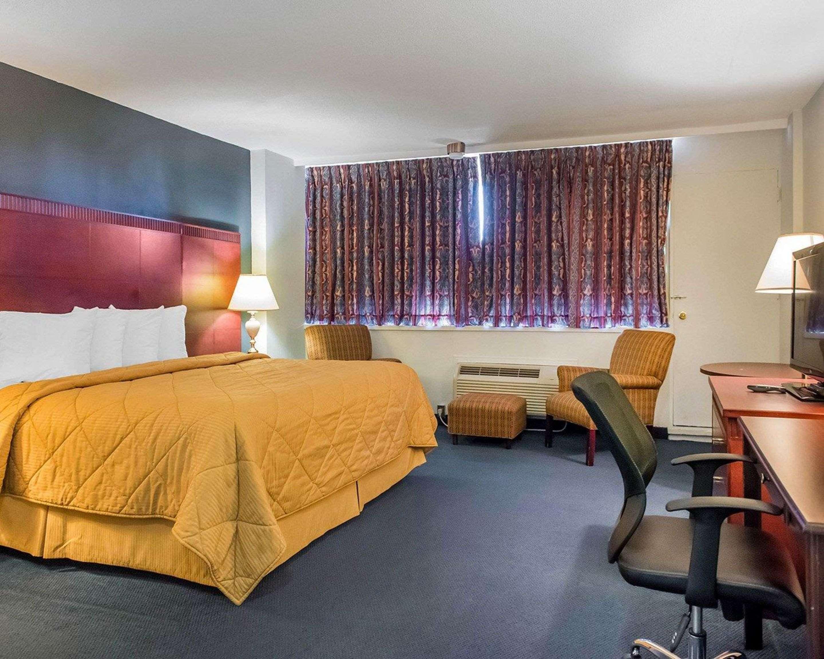 Econo Lodge Smiths Falls Exteriér fotografie