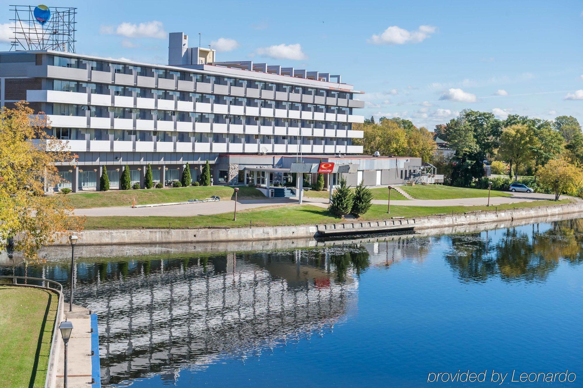 Econo Lodge Smiths Falls Exteriér fotografie
