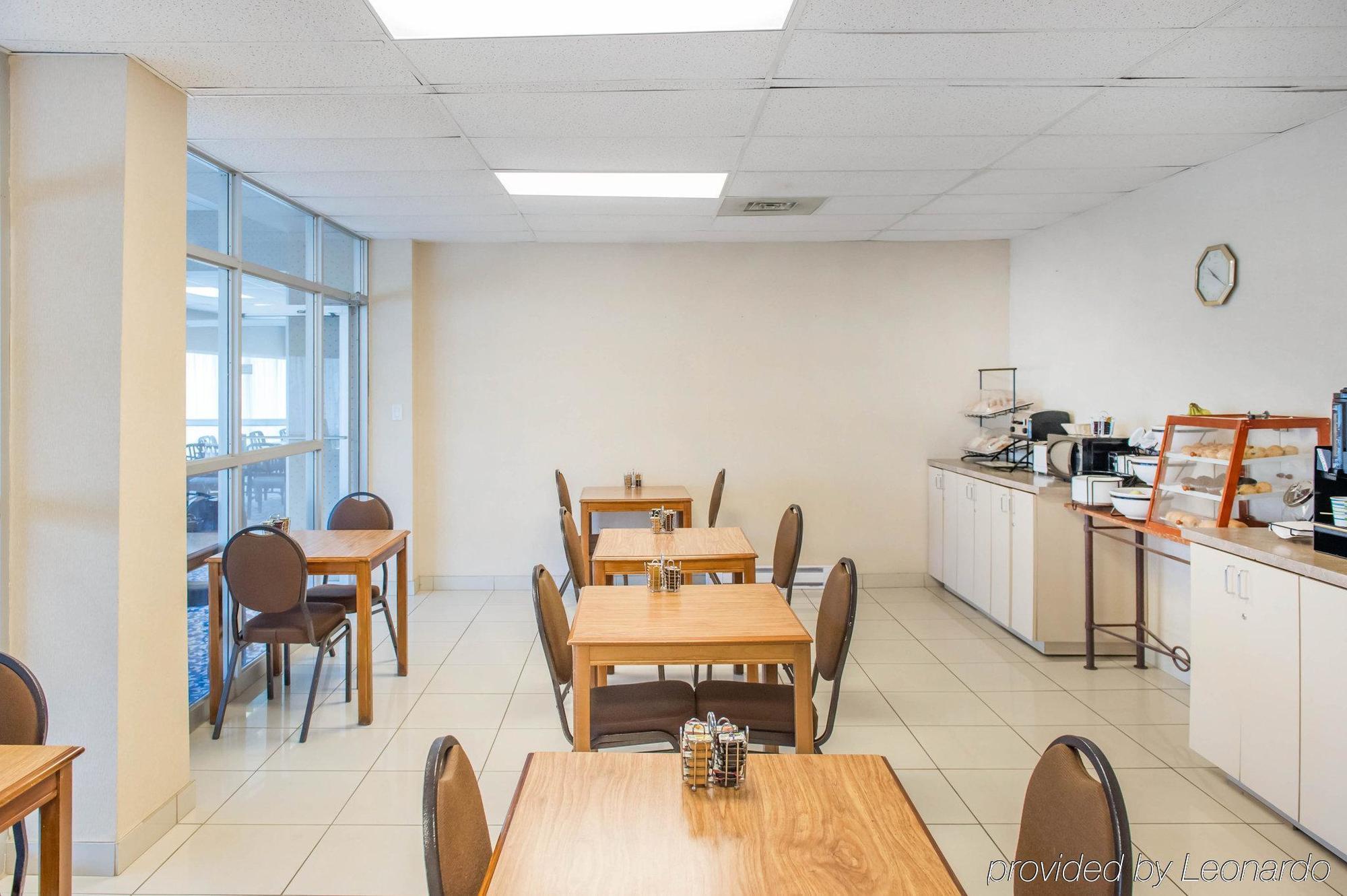 Econo Lodge Smiths Falls Exteriér fotografie