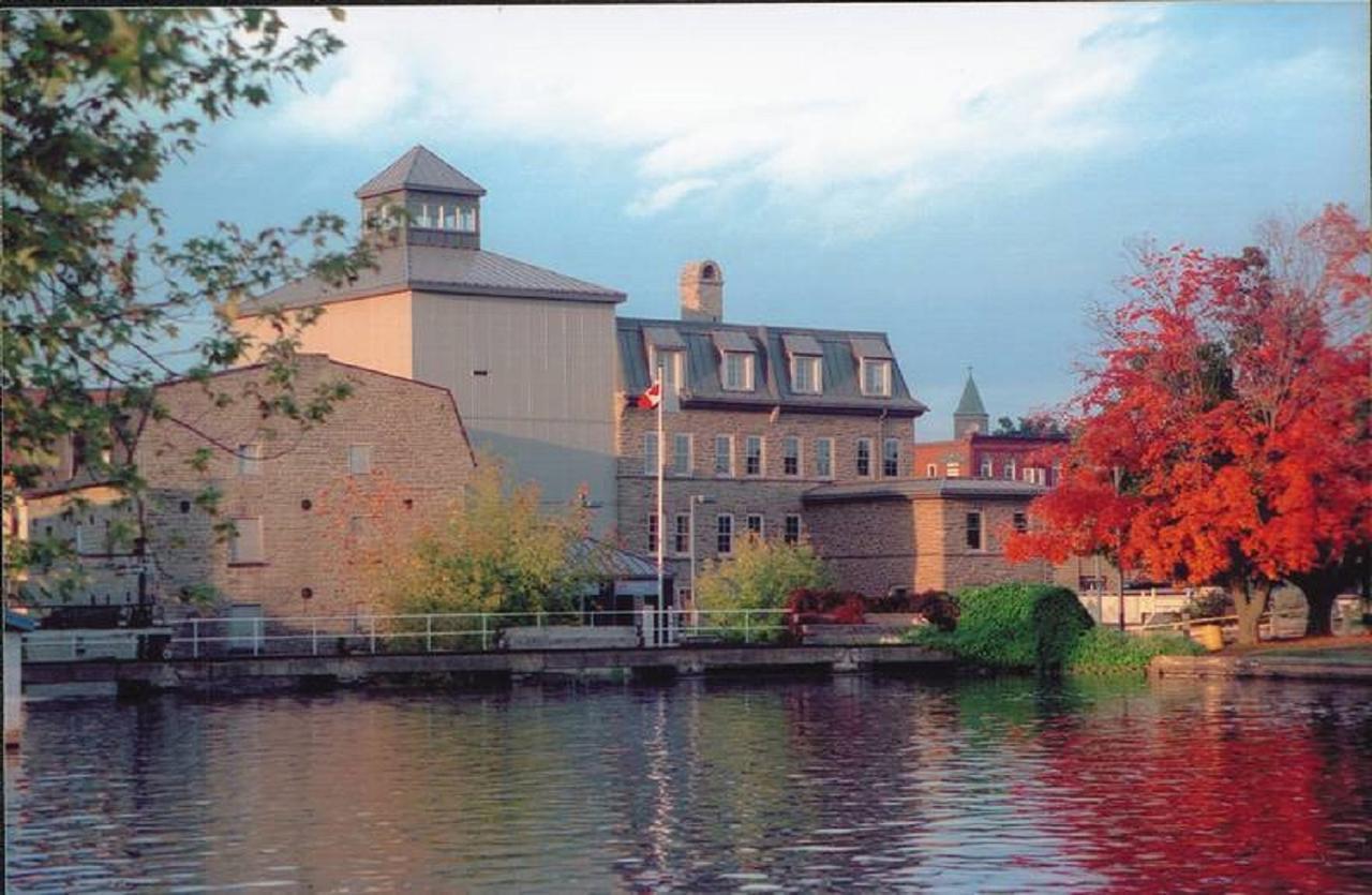 Econo Lodge Smiths Falls Exteriér fotografie