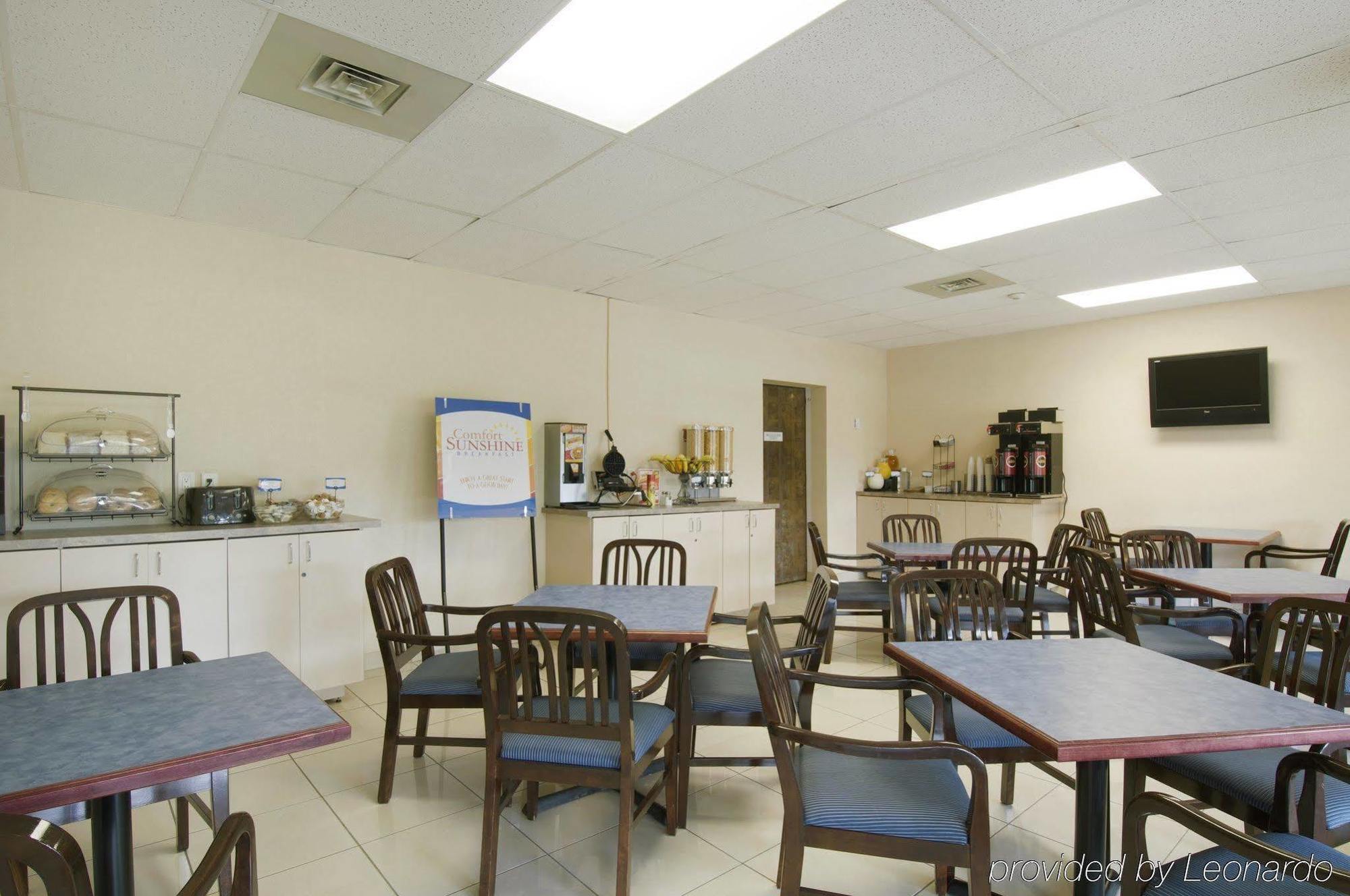 Econo Lodge Smiths Falls Restaurace fotografie